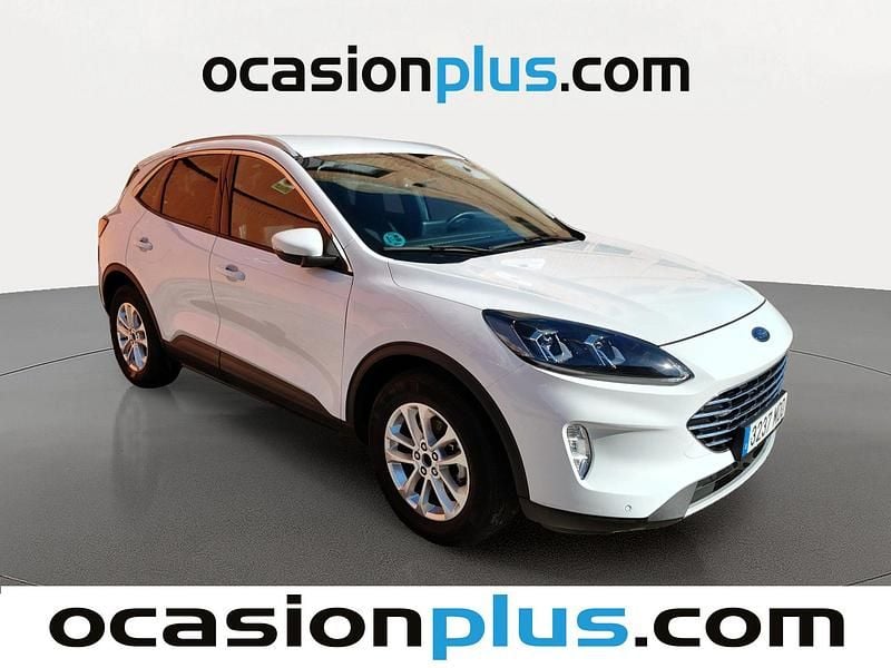 Usado Ford Kuga Titanium 120 CV (88 kW) 2022 Blanco SUV