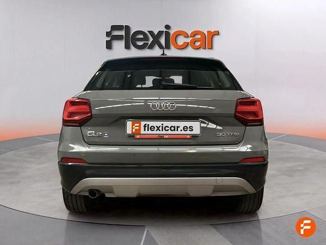 Usado Audi Q2 Advanced Plus 116 CV (85 kW) 2019 Gris SUV