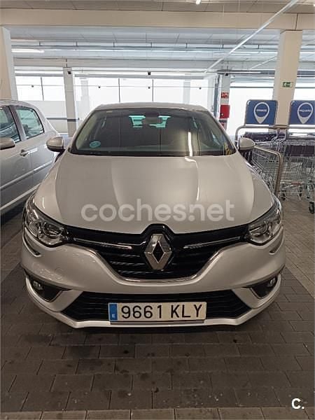 Gris / plata Usado 2018 Renault Mégane IV Berlina | 12.150 € (Buen precio) - Imagen 1/4