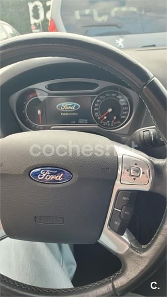 Usado Ford Mondeo Titanium 140 CV (102 kW) 2007 Gris / plata Berlina