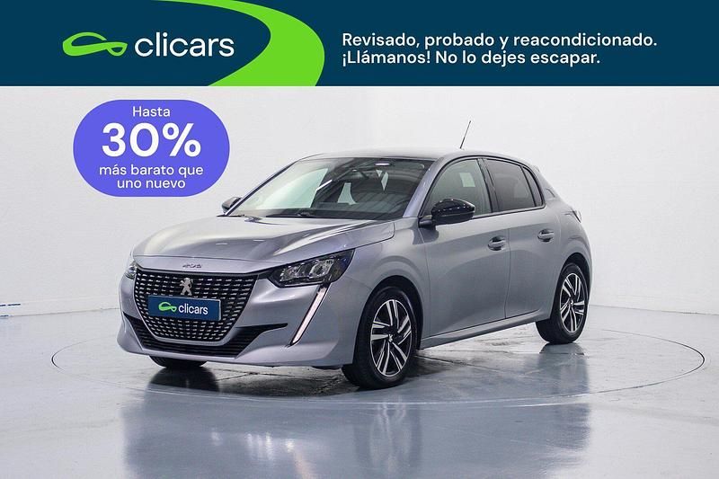Usado Peugeot 208 Allure 100 CV (73 kW) 2023 Gris Utilitario