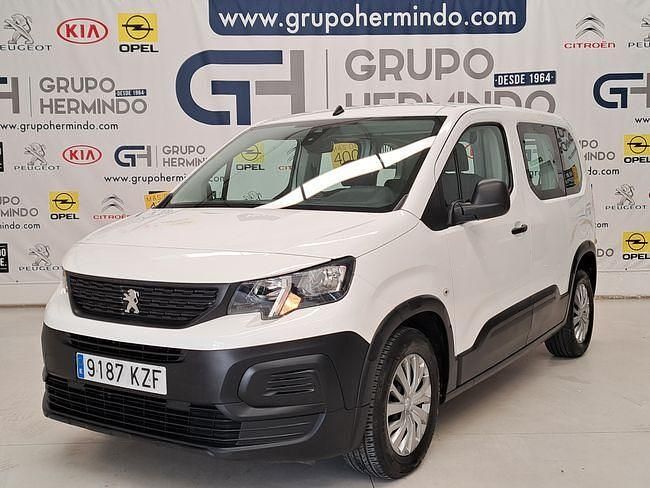 Usado Peugeot Rifter Access 100 CV (73 kW) 2019 Blanco Monovolumen