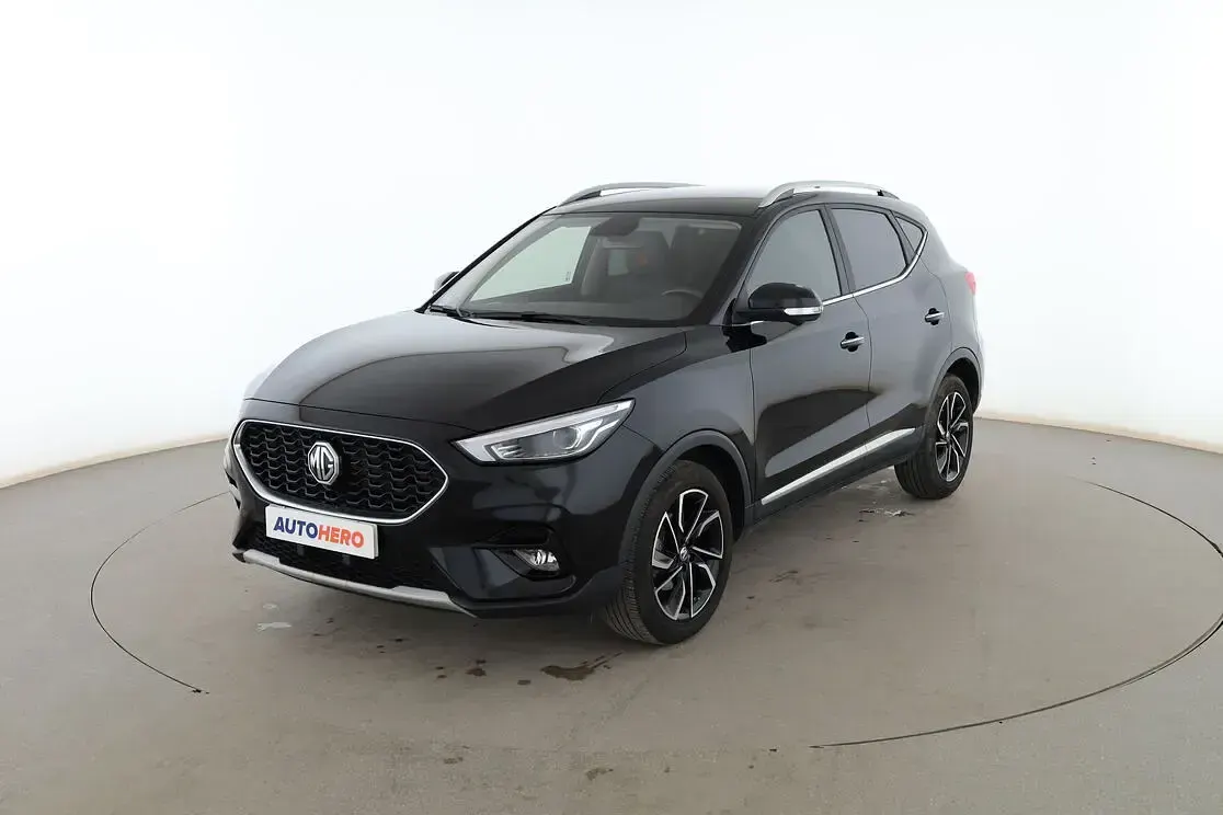 Usado MG ZS Luxury 106 CV (77 kW) 2023 SUV