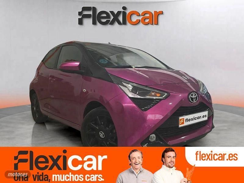 Usado Toyota Aygo X-cite 72 CV (52 kW) 2018 Violeta Utilitario