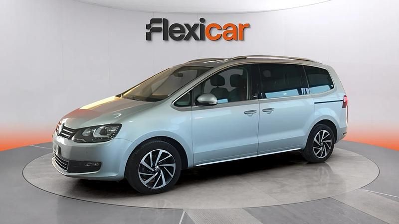 Usado VW Sharan Advance 150 CV (110 kW) 2018 Gris Monovolumen
