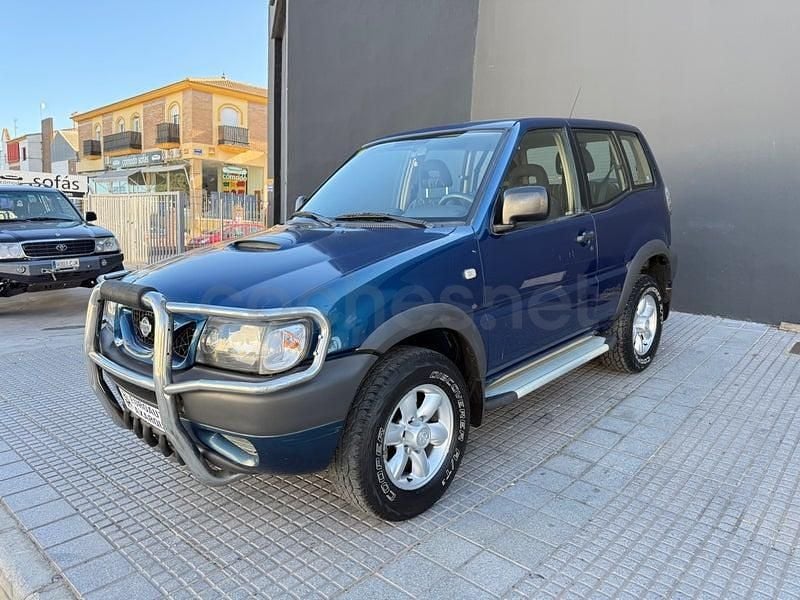 Usado Nissan Terrano Comfort 125 HP (91 kW) 2000 Azul SUV