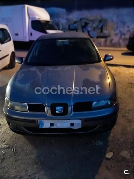 Gris / plata Usado 2003 Seat Leon Sport Berlina | 999 € (Super precio) - Imagen 1/4