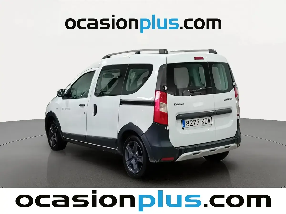 Käytetty Dacia Dokker Stepway 90 HP (66 kW) 2017 Valkoinen Tila-auto