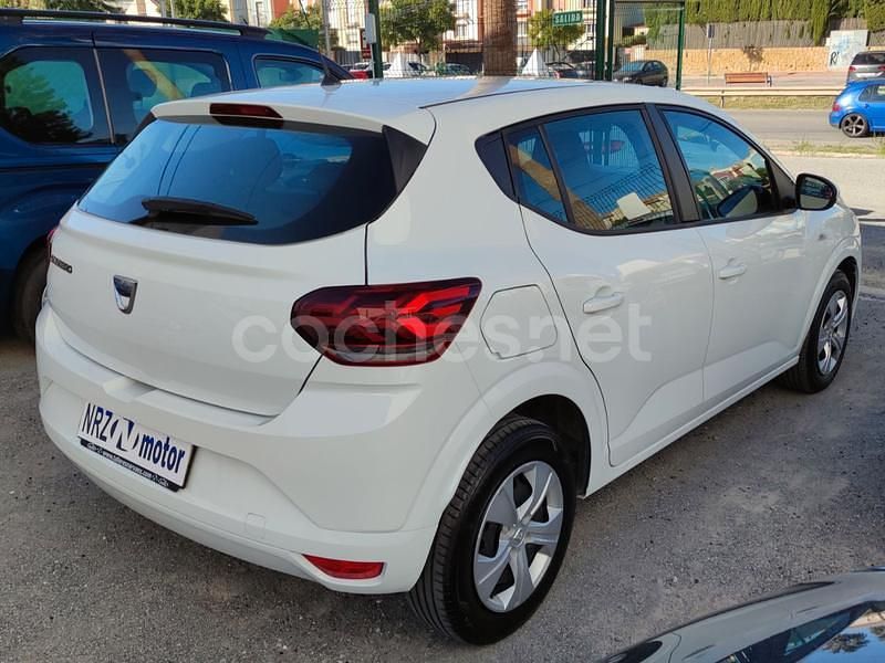 Usado Dacia Sandero Essentiel 100 CV (73 kW) 2021 Blanco Utilitario