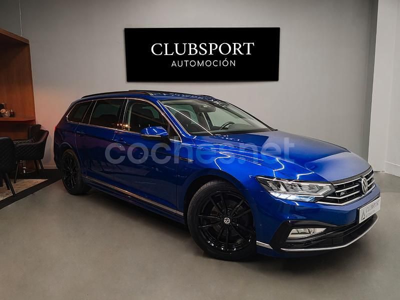 Usado VW Passat R-line 190 CV (139 kW) 2019 Azul Familiar