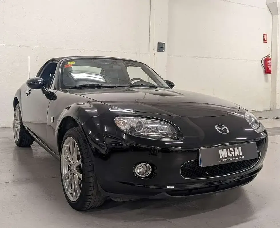 Usado Mazda MX5 Active 126 CV (92 kW) 2008 Negro Descapotable