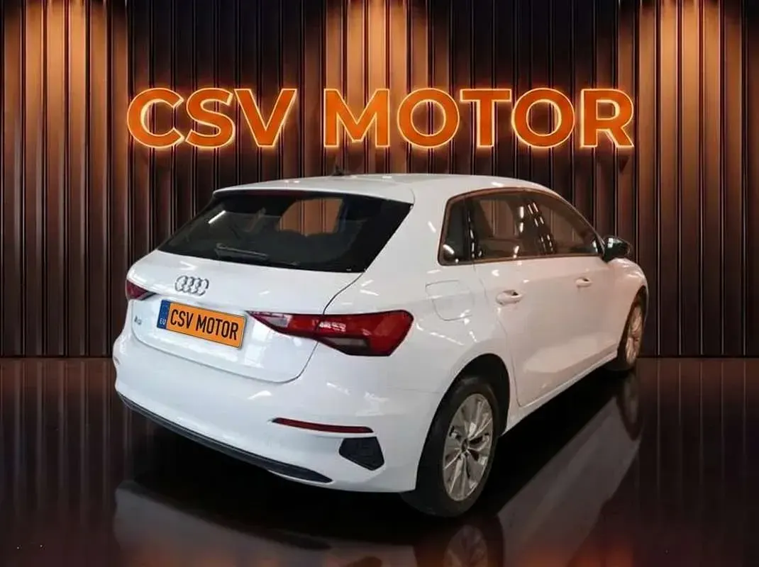 Usado Audi A3 Sportback Advanced 204 CV (150 kW) 2022 Utilitario