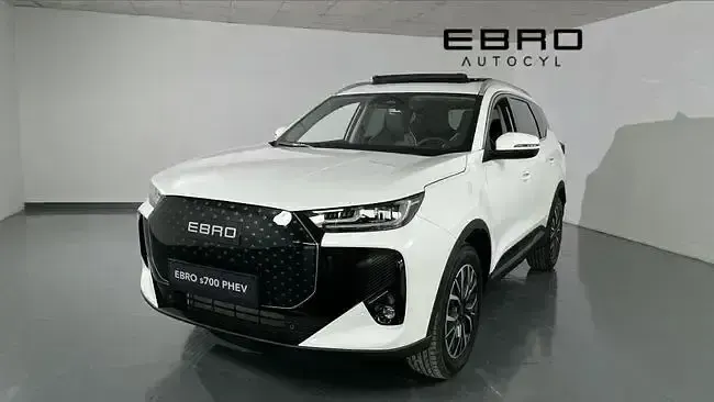 Nuevo Ebro s700 Luxury 278 CV (204 kW) 2026 Blanco SUV