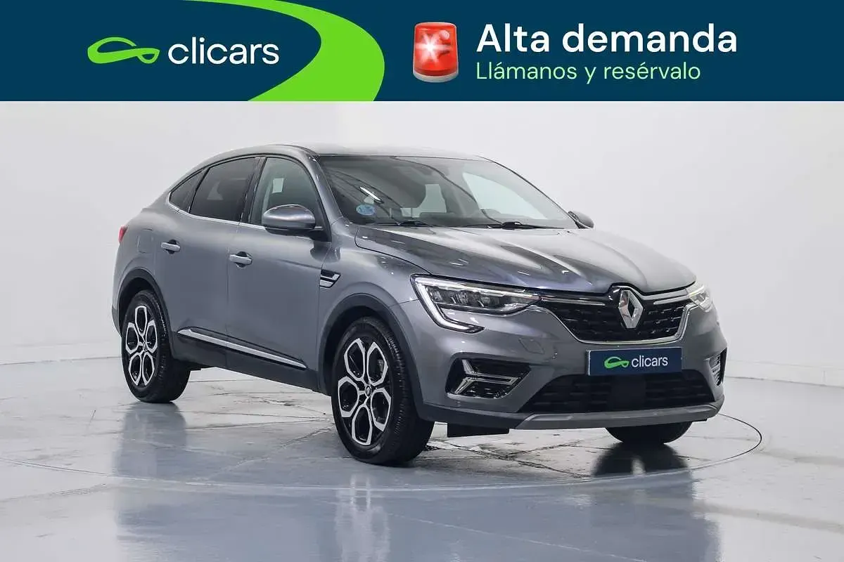 Usado Renault Arkana Techno 143 CV (105 kW) 2023 Gris SUV