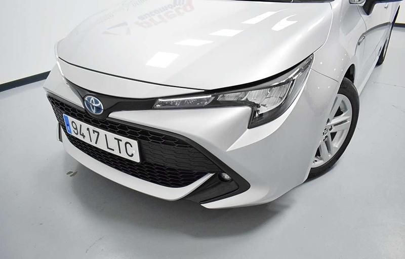 Usado Toyota Corolla Active 122 CV (89 kW) 2021 Gris Familiar
