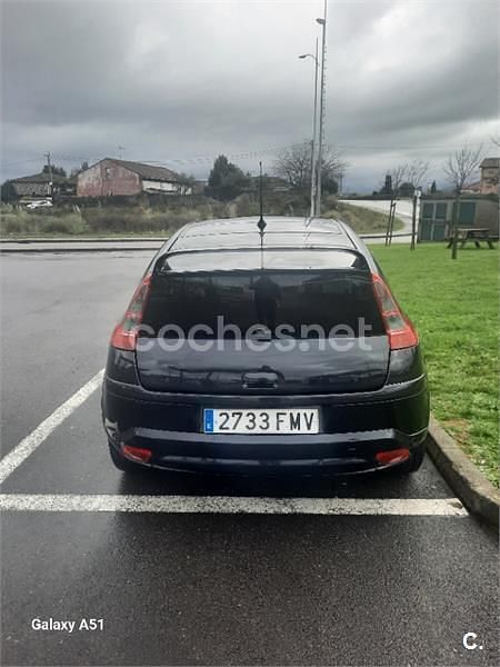 Usado Citroën C4 110 CV (80 kW) 2007 Negro Berlina