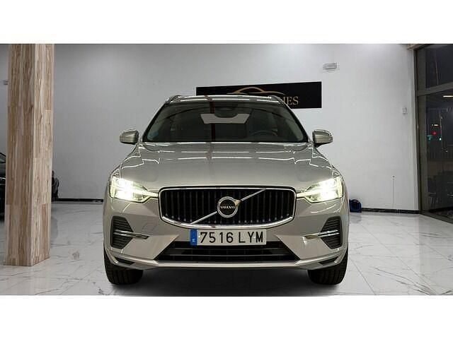 Usado Volvo XC60 Plus 197 CV (144 kW) 2022 Gris SUV