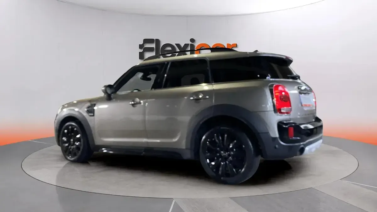Usado Mini One D Countryman 117 CV (86 kW) 2019 Gris SUV