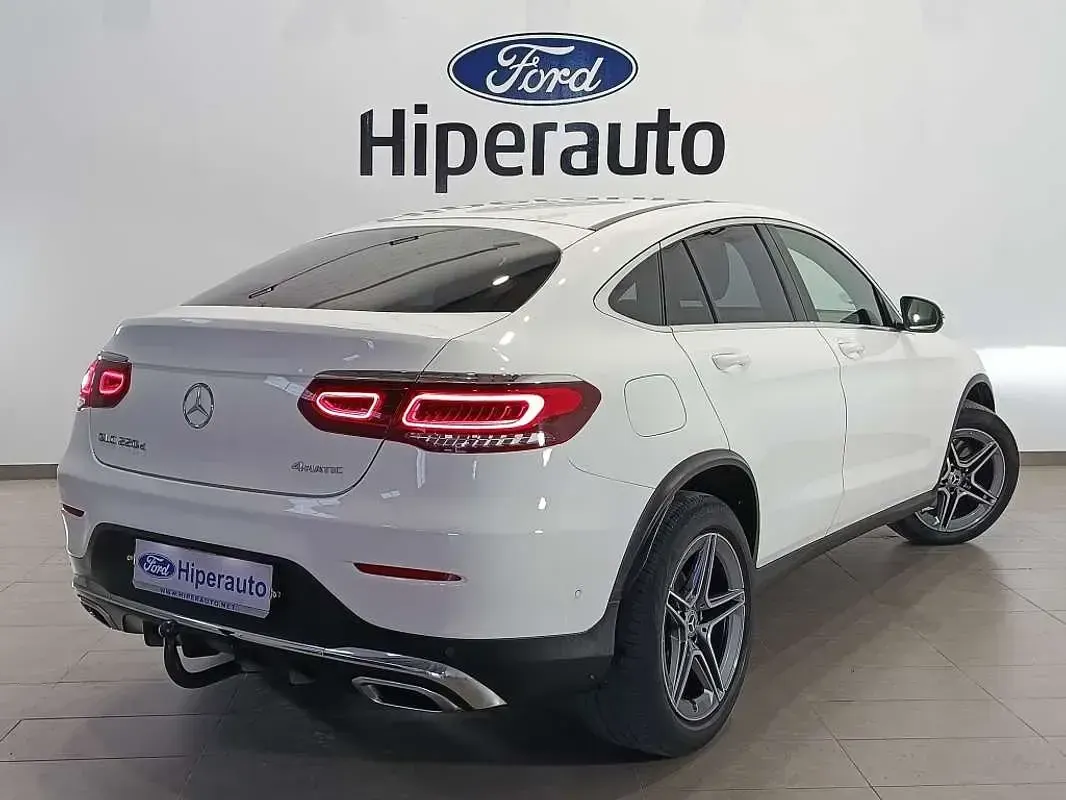 Usado Mercedes GLC220 194 CV (142 kW) 2022 Blanco SUV