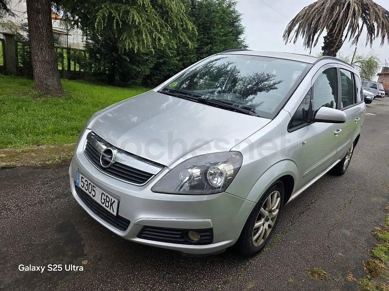 Usado Opel Zafira Cosmo 120 CV (88 kW) 2008 Gris / plata Monovolumen