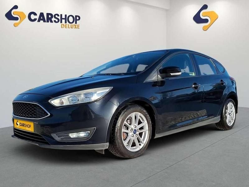 Usado Ford Focus Titanium 150 CV (110 kW) 2017 Negro Utilitario