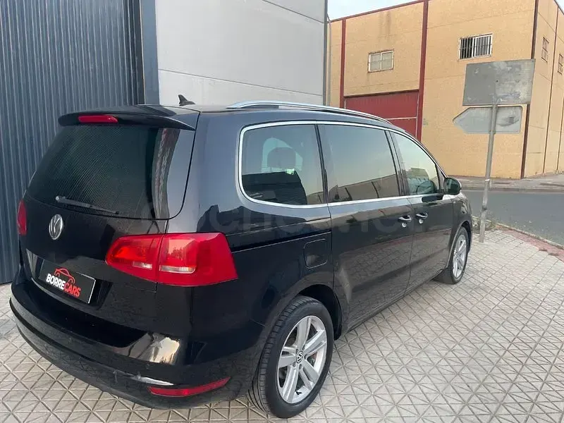 Usado VW Sharan Sport 140 CV (102 kW) 2012 Negro Monovolumen