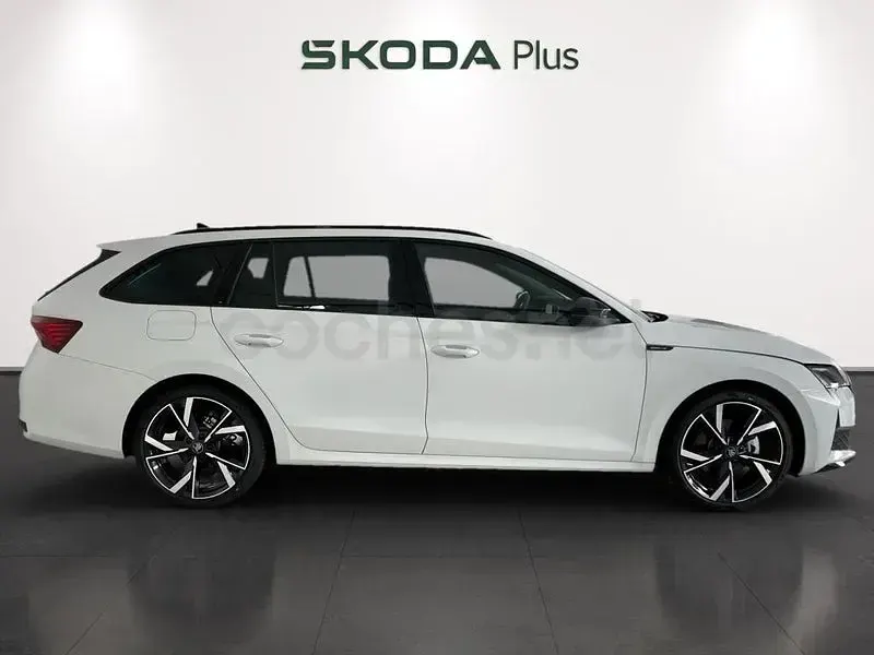 Nuevo Skoda Octavia SportLine 150 CV (110 kW) 2026 Blanco Familiar