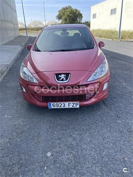 Usado Peugeot 308 110 HP (80 kW) 2008 Vermelho Sedan