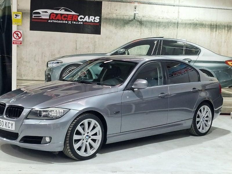 Usado BMW 318 143 CV (105 kW) 2011 Gris / plata Berlina
