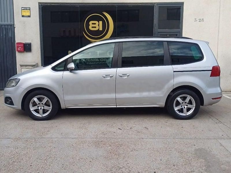 Usado Seat Alhambra Style 140 CV (102 kW) 2012 Gris / plata Monovolumen