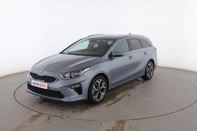Usado Kia Ceed 120 CV (88 kW) 2020 Gris Utilitario