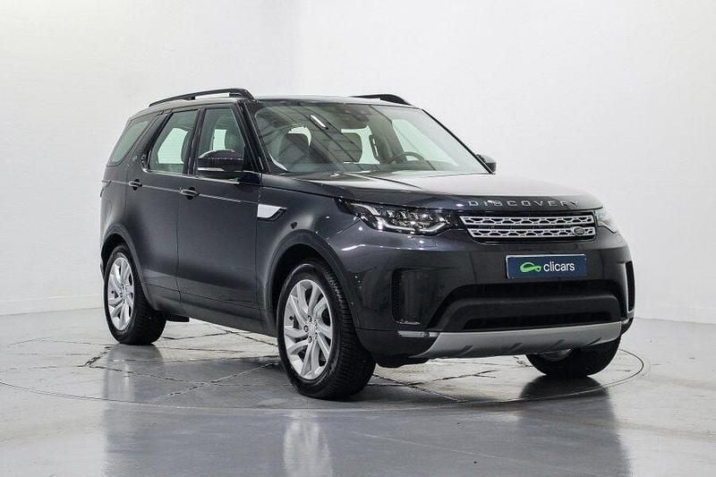 Usado Land Rover Discovery 5 HSE 240 CV (176 kW) 2021 Gris / plata SUV