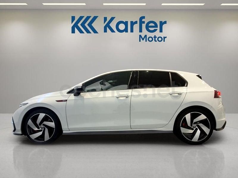 Usado VW Golf VIII GTI 245 CV (180 kW) 2021 Blanco Berlina
