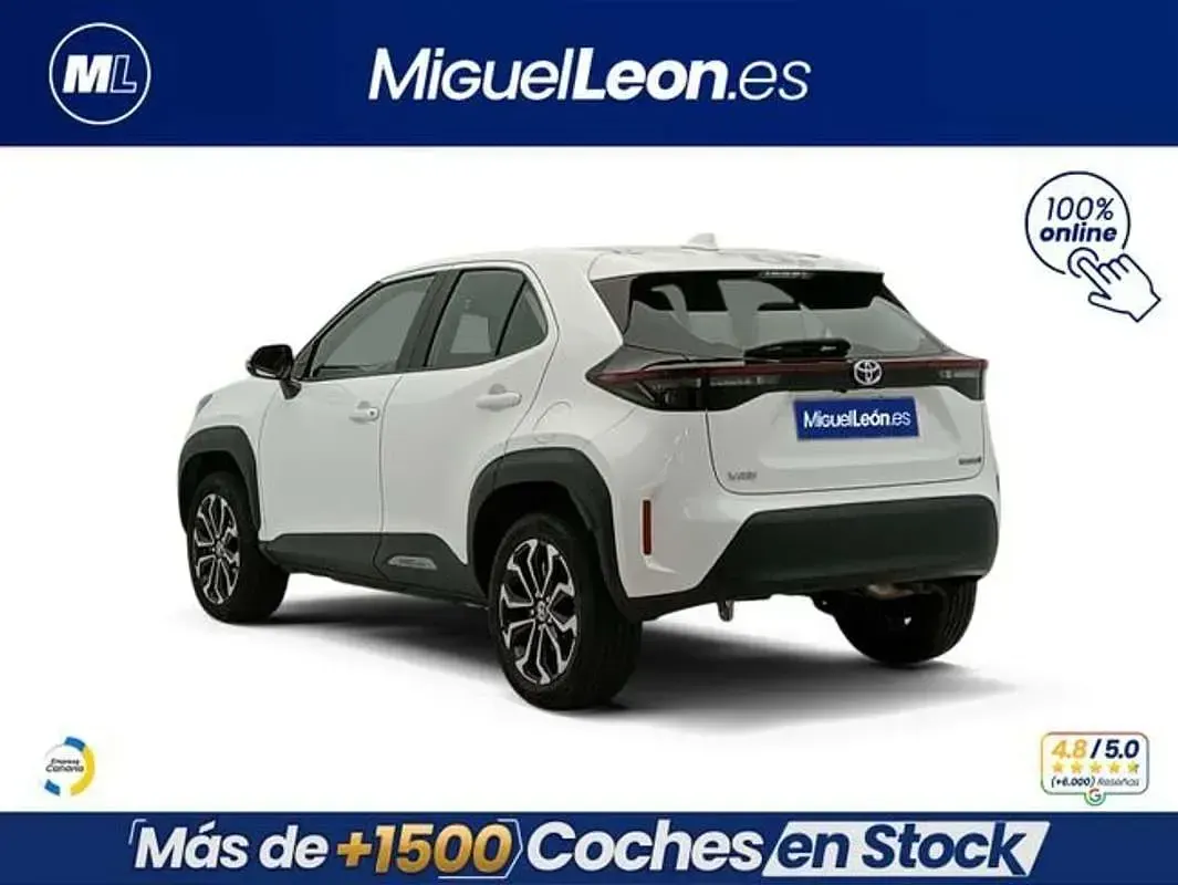 Usado Toyota Yaris Cross Active 116 CV (85 kW) 2024 Blanco SUV