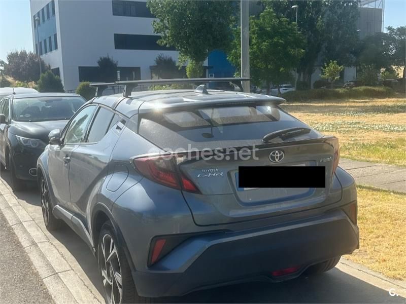 Gris / plata Usado 2022 Toyota C-HR Advance SUV | 23.200 € (Precio justo) - Imagen 1/4