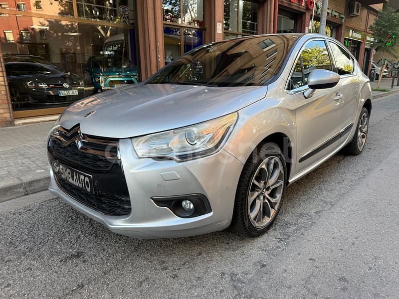 Usado Citroën DS4 200 CV (147 kW) 2013 Gris / plata Utilitario