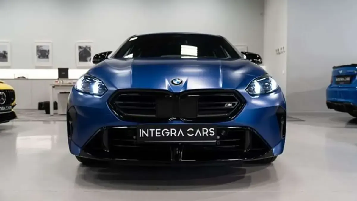 Usado BMW M135 Comfort Edition 300 CV (220 kW) 2025 Azul Utilitario