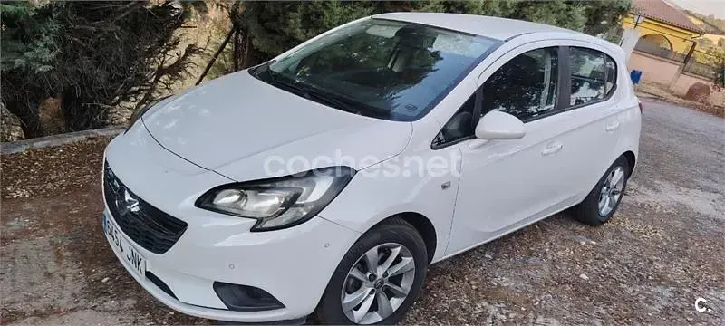 Usado Opel Corsa Selective 90 CV (66 kW) 2016 Blanco Utilitario