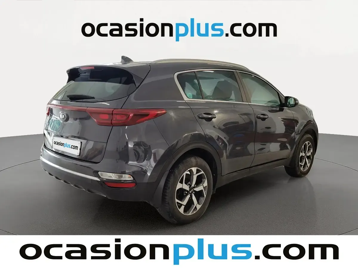 Usado Kia Sportage 132 CV (97 kW) 2021 Gris SUV