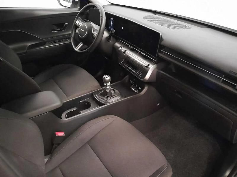 Nuevo Hyundai Kona 100 CV (73 kW) 2025 Gris/plata SUV