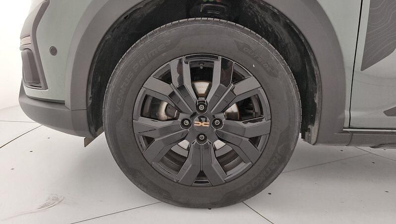 Usado Dacia Sandero Expression 101 CV (74 kW) 2025 Verde Berlina