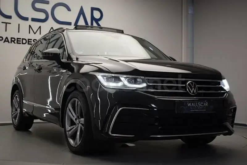 Usado VW Tiguan R-line 150 CV (110 kW) 2023 Negro SUV
