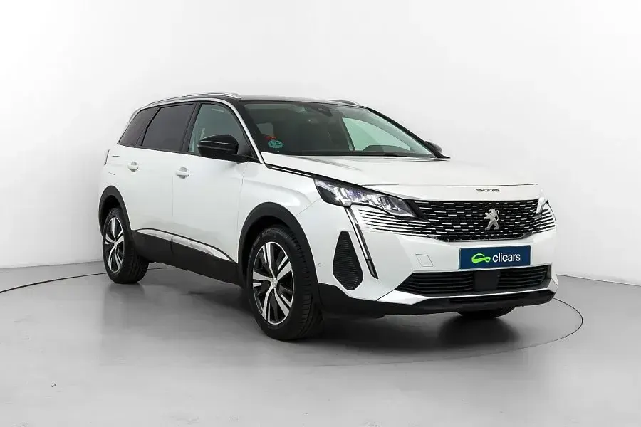 Usado Peugeot 5008 Allure 130 CV (95 kW) 2021 Blanco SUV