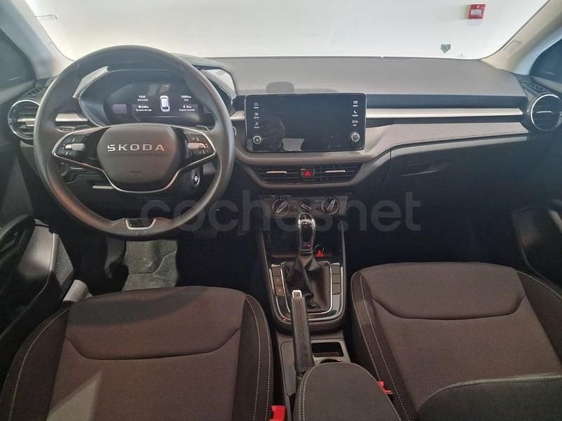 Usado Skoda Fabia Selection 115 CV (84 kW) 2025 Gris / plata Utilitario