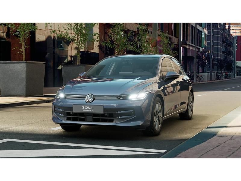 Nuevo VW Golf VIII Match 204 CV (150 kW) 2025 Berlina