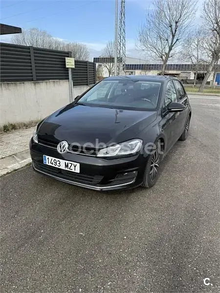 Usado VW Golf VII Advance 116 CV (85 kW) 2016 Negro Berlina