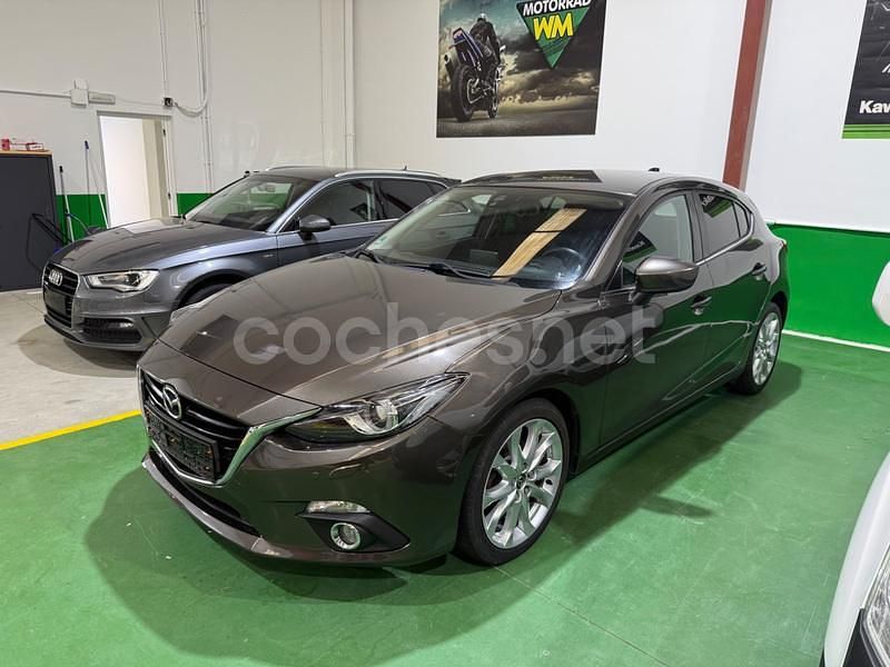Marrón Usado 2015 Mazda 3 Luxury Berlina | 12.000 € (Precio justo) - Imagen 1/4