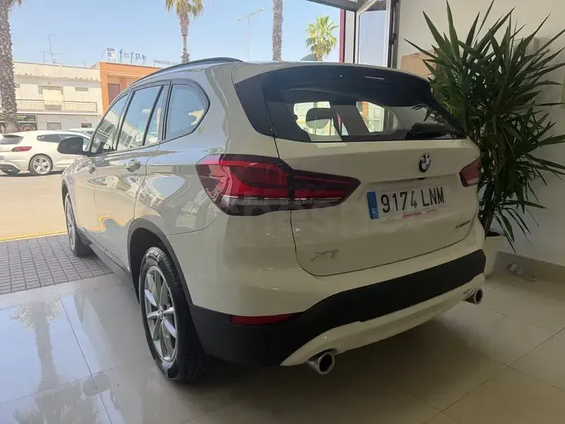 Usado BMW X1 150 CV (110 kW) 2021 Blanco SUV