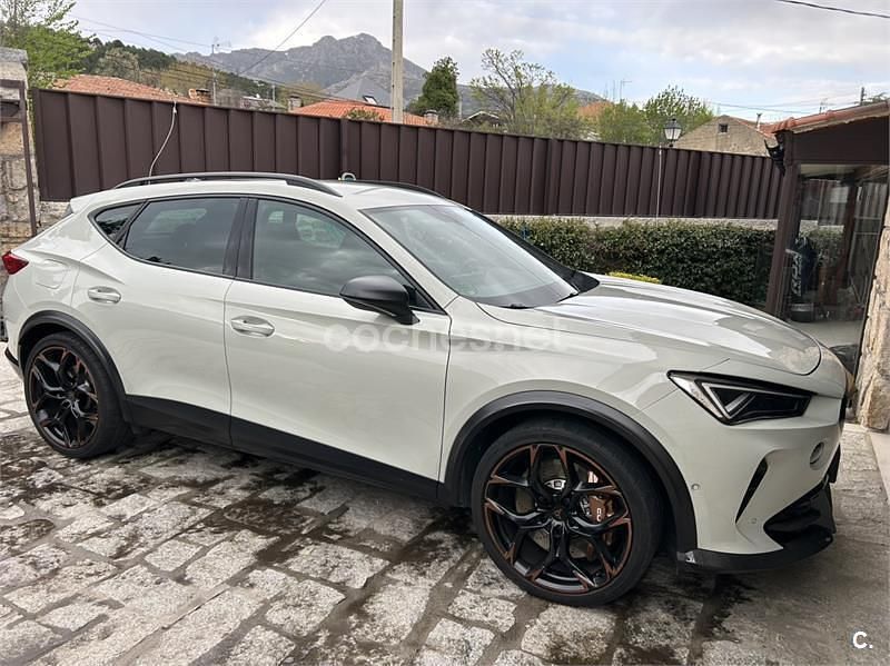 Usado Cupra Formentor VZ 390 CV (286 kW) 2022 Beige SUV