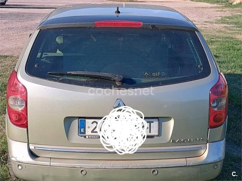 Usado Renault Laguna II Initiale 150 CV (110 kW) 2005 Verde Familiar
